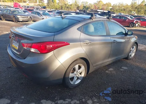 2013 Hyundai Elantra Gls z USA, uszkodzony, nr VIN 5NPDH4AE9DH322155